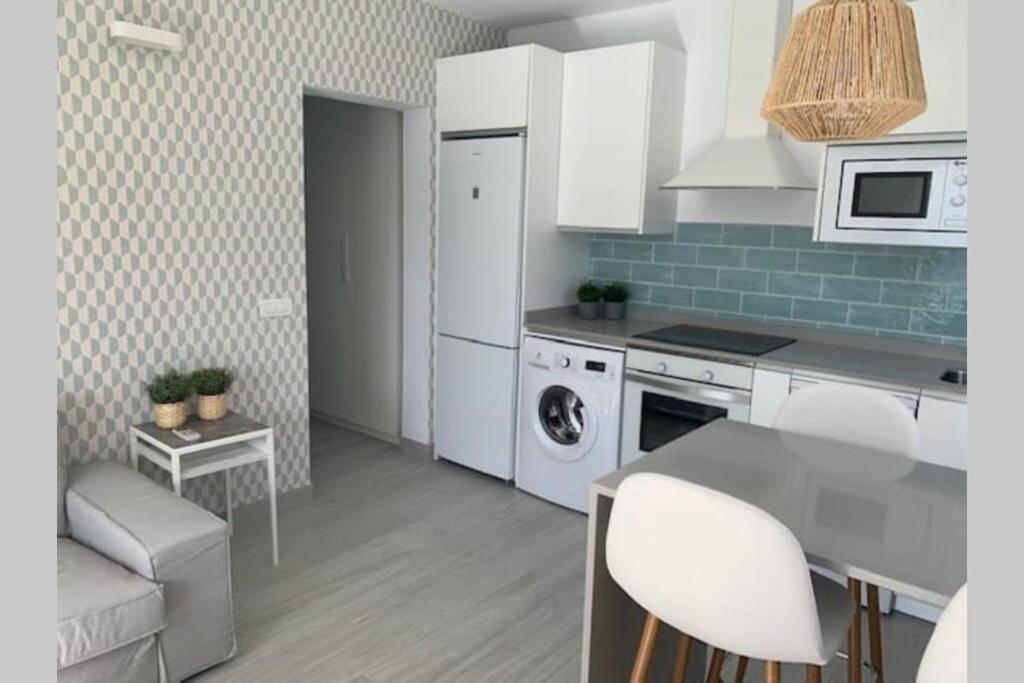 Renovated 2 Bedroom Bungalow In Playa Del Ingles Maspalomas  Buitenkant foto